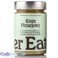 Słoik kremu pistacjowego Finer Eaters z 45% zawartością pistacji, bez cukru i oleju palmowego, na białym tle.