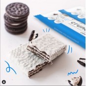 Power Crunch Protein Energy Bar Cookies & Creme contain sugar and sweeteners