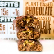 MisFits Plant Chocolate Hazelnut - wegański baton proteinowy ze stewią i ksylitolem