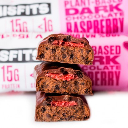MisFits Plant Dark Chocolate Raspberry - triple layered vegan protein bar