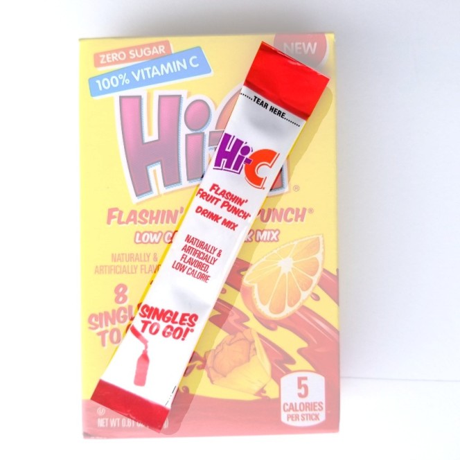 Hi-C Flashin’ Fruit Punch Singles To Go - saszetki bez cukru, napój instant