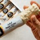 ESN Designer Bar Salted Peanut Butter - baton białkowy z karmelem i orzechami ziemnymi w białej czekoladzie