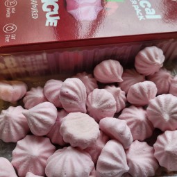 Locco Meringue Raspberry 1kcal - bezy bez cukru ze stewią i erytrytolem, 1kcal w sztuce, Malina