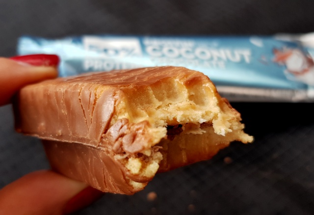 Fit Recenzje: ProteinPro 50% Coconut Chocolate – oldshool aka baton Arnolda, czyli to powinno być karalne