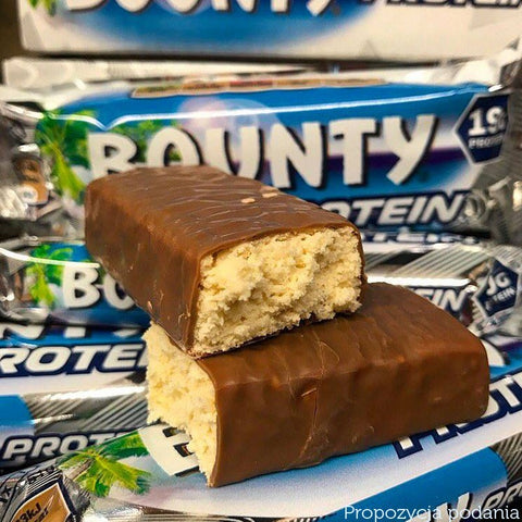 Bounty Protein and Coconut Milk Bounty with Coconut and Coated Chocolate