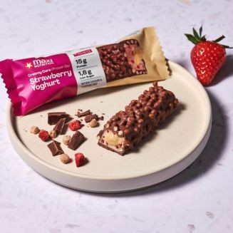 Maxi Nutrition Creamy Core Strawberry Yoghurt - baton białkowy z miękkim nadzieniem 15g białka &185kcal