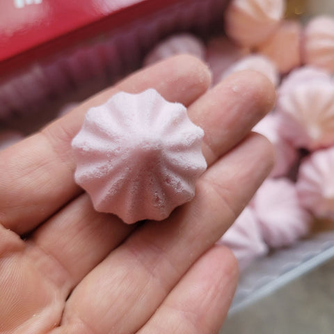 Locco Meringue Raspberry - bezy bez cukru z erytrytolem, 1kcal w sztuce, Malina