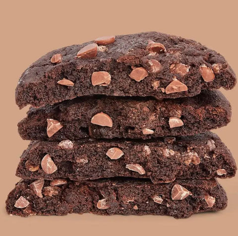 Myprotein Baked Cookie Double Chocolate - wegańskie ciastko proteinowe 14g białka z kawałkami czekolady