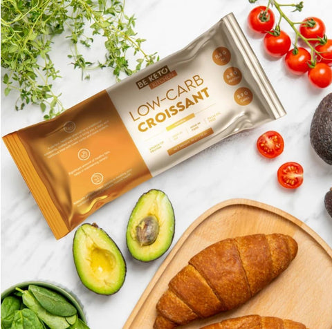 Be Keto Low-Carb Croissant Natural -  keto rogalik 5,9 g wglowodanów, 8,9g białka