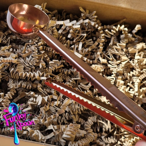 Funky Spoon engraved measuring spoon with sealing buckle, Rose Gold