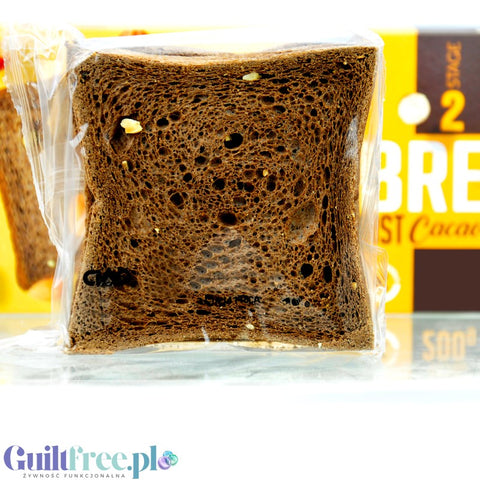 Prototoast Cocoa low calories food preparation - Crunchy toast with cocoa and nuts with reduced energy