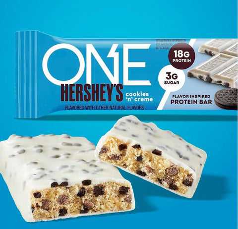ONE Bar Hershey's Cookies 'n' Creme - Hersheys white-coated protein bar with cookies and chocolate