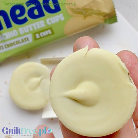 Ahead White Chocolate & Pistachio Creme Cups - czekoladki z nadzieniem pisatacjowym w białej czekoladzie