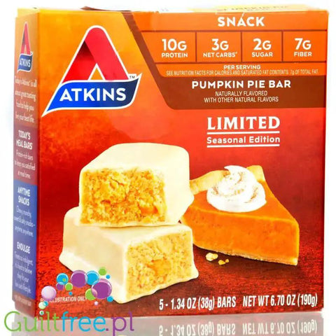Pudełko batonów proteinowych Guiltfree Atkins Pumpkin Pie o smaku ciasta dyniowego z białą czekoladą i migdałami.