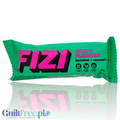 Wegański baton proteinowy Guiltfree FIZI Guilty Pleasure o smaku orzecha laskowego i karmelu w zielonym opakowaniu