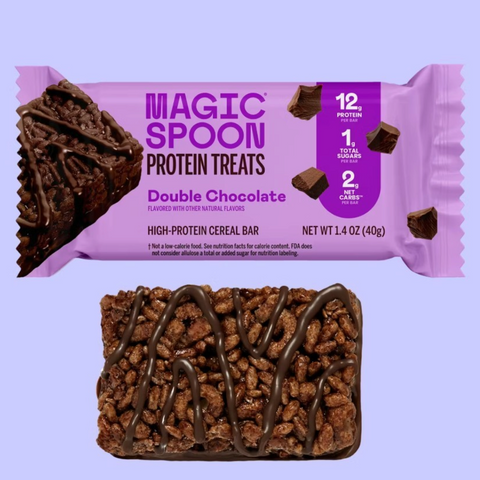 Guiltfree Magic Spoon Protein Treats Double Chocolate, chrupiący baton białkowy o smaku podwójnej czekolady.