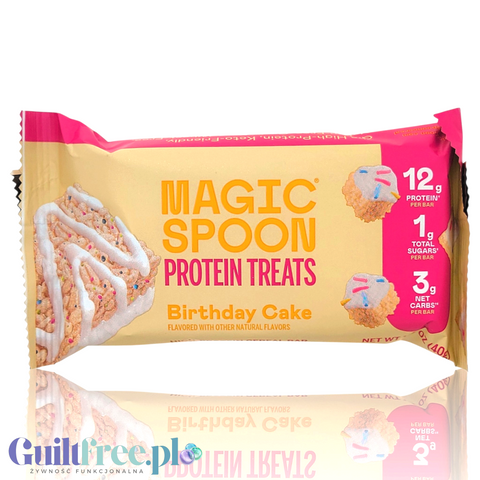 Guiltfree baton proteinowy Magic Spoon Birthday Cake o smaku waniliowego tortu z kolorową posypką w jasnym opakowaniu