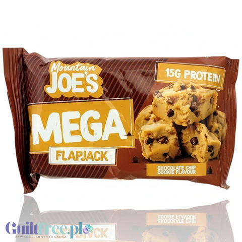 Baton proteinowy Guiltfree Mountain Joe's Mega Flapjack o smaku ciasteczka z kawałkami czekolady w brązowym opakowaniu.