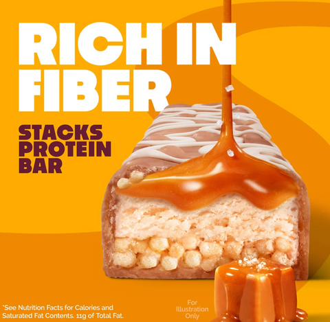 Guiltfree Quest Nutrition Stacks baton proteinowy o smaku solonego karmelu z widocznymi warstwami i polewą
